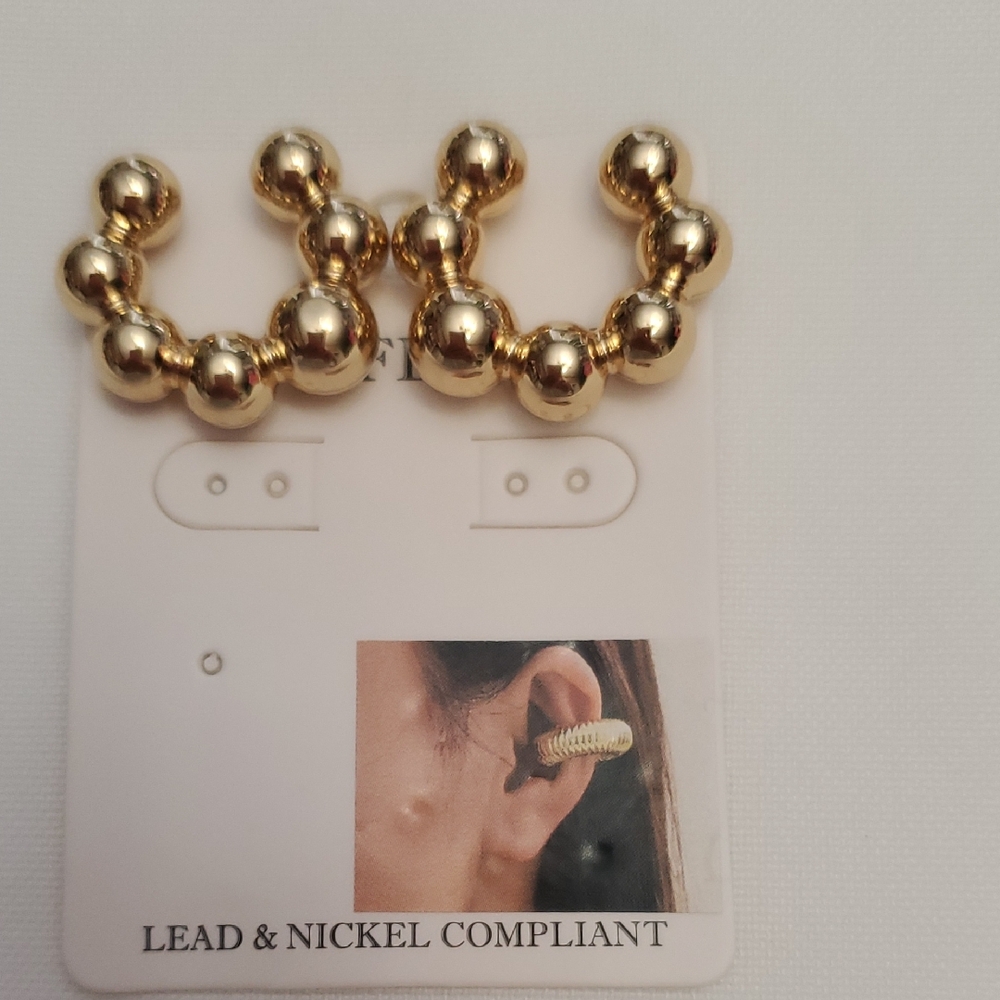 Wildflowers Gold Beaded Ear Cuff